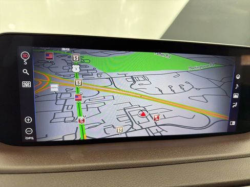 Used 2020 Lexus RX 450h AWD w/ Luxury Package image 17