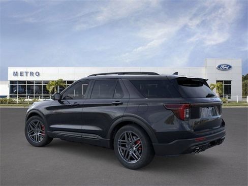 New 2026 Ford Explorer ST w/ Sun And Sound Package image 4