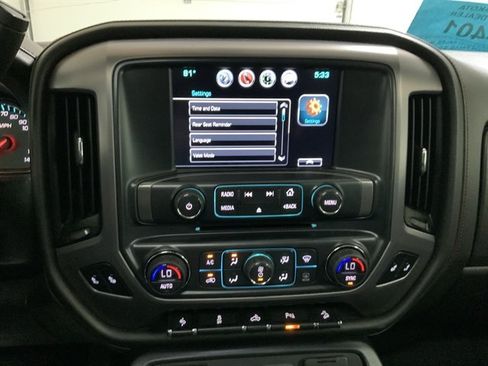 Used 2018 GMC Sierra 1500 SLT AWD/4WD image 34