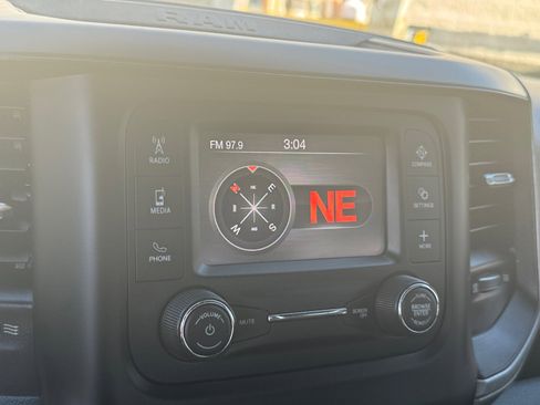 Used 2022 RAM 2500 Tradesman image 23