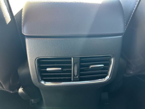 Used 2025 MAZDA CX-5 Signature image 12