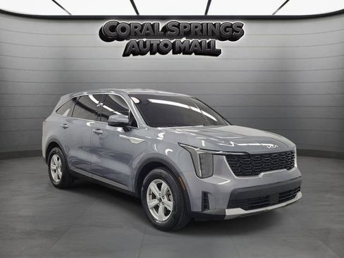 Certified 2024 Kia Sorento LX FWD image 1