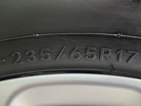 Used 2022 Chrysler Pacifica Touring-L FWD image 35