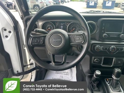 Used 2018 Jeep Wrangler Unlimited Sport AWD/4WD image 21