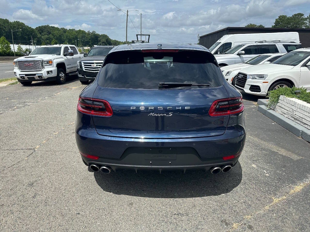 Used 2016 Porsche Macan S AWD/4WD image 7