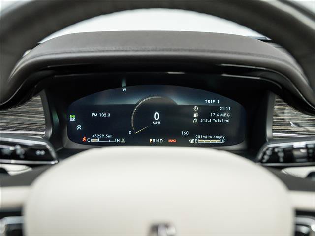 Used 2023 Lincoln Aviator Black Label w/ Dynamic Handling Package AWD/4WD image 26