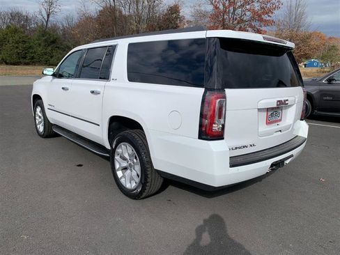 Used 2015 GMC Yukon XL SLE w/ Convenience Package image 8