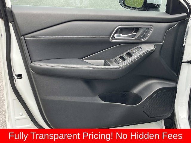 Used 2024 Nissan Rogue Platinum w/ Platinum Premium Package AWD/4WD image 24