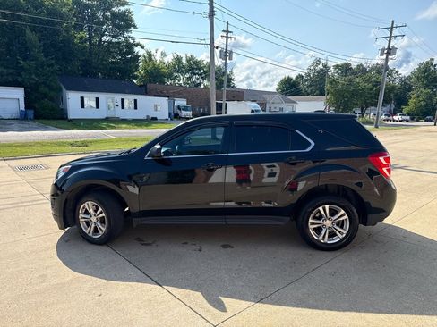 Used 2017 Chevrolet Equinox LS FWD image 5