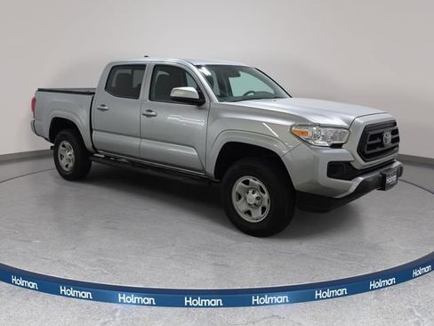 Certified 2023 Toyota Tacoma SR AWD/4WD image 3