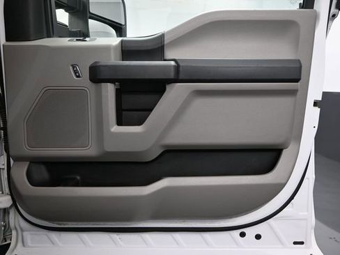 Used 2019 Ford F250 XL w/ Power Equipment Group image 48