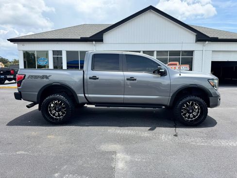 Used 2020 Nissan Titan PRO-4X w/ Pro-4x Convenience Package AWD/4WD image 3