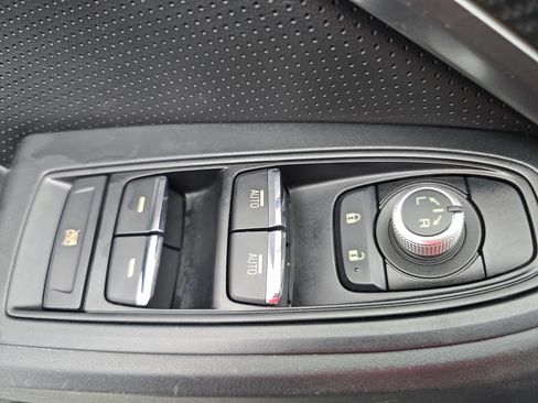 Used 2019 Subaru Crosstrek 2.0i Limited w/ Moonroof Package AWD/4WD image 27