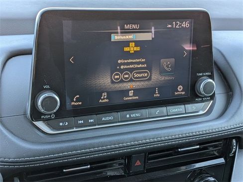 Certified 2023 Nissan Rogue SV image 18