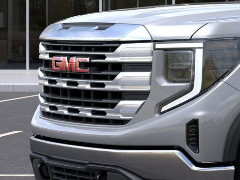 New 2026 GMC Sierra 1500 SLE image 24