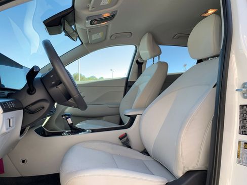 Used 2025 Hyundai Kona SEL image 27