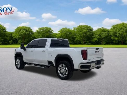 Used 2025 GMC Sierra 2500 SLT w/ SLT Convenience Package image 3