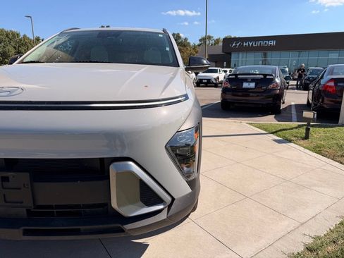 Used 2026 Hyundai Kona SEL Sport FWD image 14