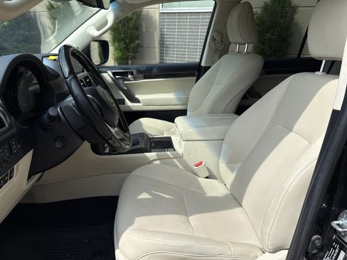 Used 2023 Lexus GX 460 Premium AWD/4WD image 16
