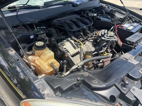 Used 2006 Ford Taurus SE FWD image 29