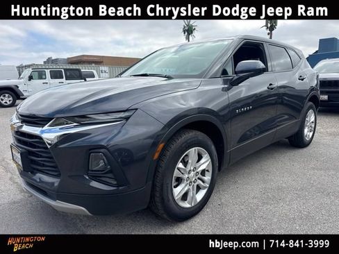 Used 2021 Chevrolet Blazer LT FWD image 1