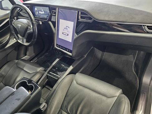 Used 2016 Tesla Model X 75D AWD/4WD image 5
