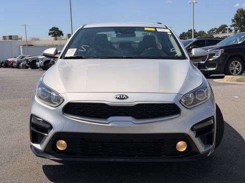 Used 2019 Kia Forte LXS FWD image 6