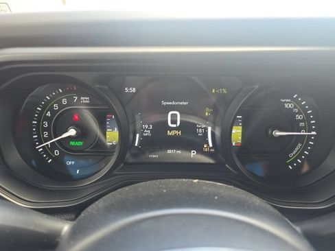 Certified 2025 Jeep Wrangler Unlimited Sahara AWD/4WD image 13