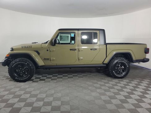 New 2025 Jeep Gladiator Willys image 7