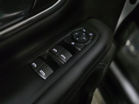 Used 2021 Chevrolet Tahoe LS image 32