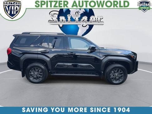 Certified 2025 Toyota 4Runner SR5 AWD/4WD image 9