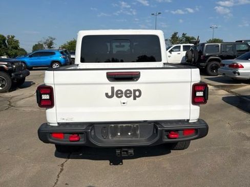 Used 2023 Jeep Gladiator Rubicon w/ LED Lighting Group AWD/4WD image 4