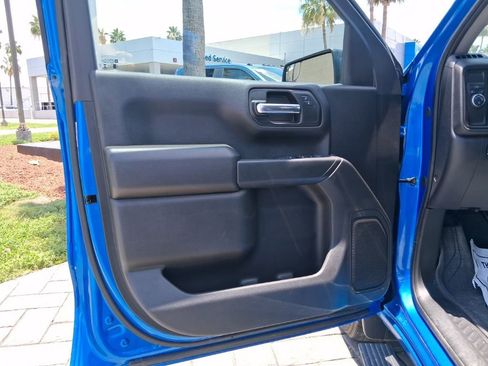 Used 2025 Chevrolet Silverado 1500 Custom RWD image 12