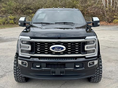 Used 2024 Ford F450 Limited w/ FX4 Off-Road Package image 5