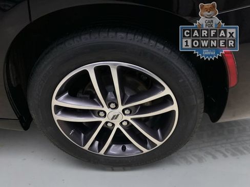Used 2019 Dodge Charger SXT AWD/4WD image 18