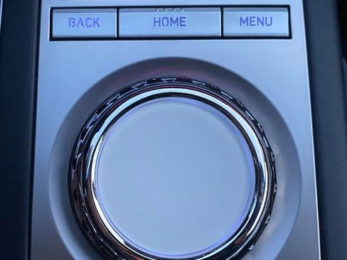 Used 2024 Genesis GV70 2.5T Sport Prestige w/ Sport Prestige Package image 18