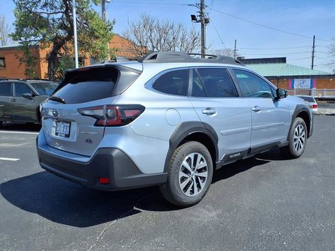 Certified 2025 Subaru Outback Premium image 22