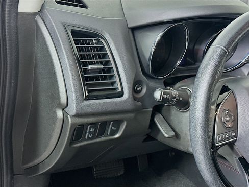 Used 2024 Mitsubishi Outlander Sport SE image 17