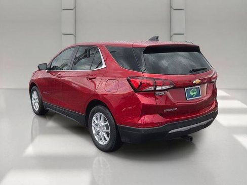 Used 2024 Chevrolet Equinox LT FWD image 3