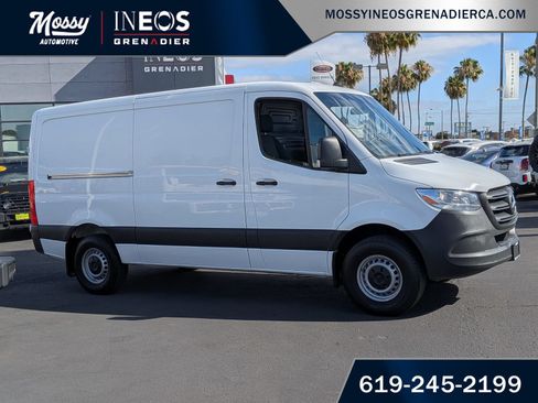 Used 2023 Mercedes-Benz Sprinter 2500 image 5