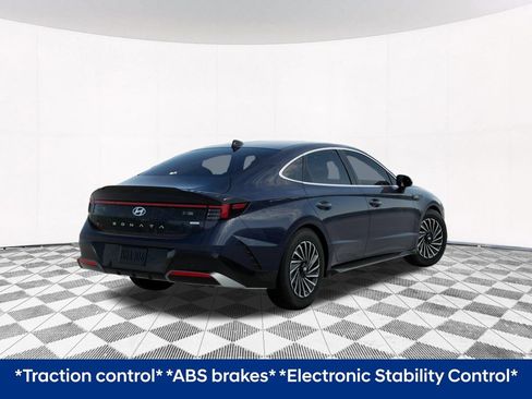 Used 2025 Hyundai Sonata SEL FWD image 6