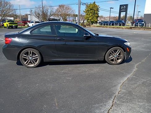 Used 2019 BMW 230i Coupe image 17