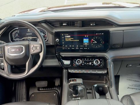 Used 2023 GMC Sierra 1500 AT4 w/ AT4 Premium Package image 15
