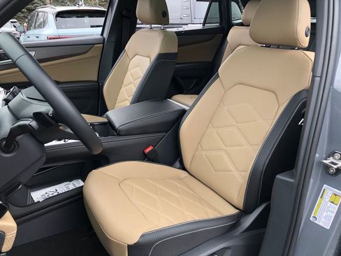 New 2026 Volkswagen Atlas Cross Sport SE image 33