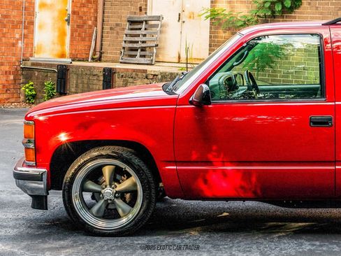 Used 1999 Chevrolet Tahoe LS image 4