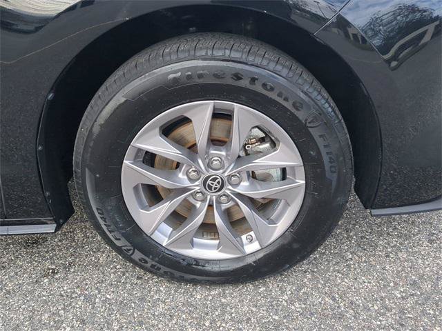 Certified 2022 Toyota Sienna LE FWD image 11