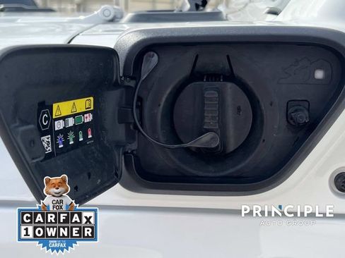 Used 2022 Jeep Wrangler Unlimited Sahara w/ Cold Weather Group image 34