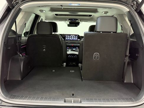 Used 2024 Hyundai Palisade Limited image 28