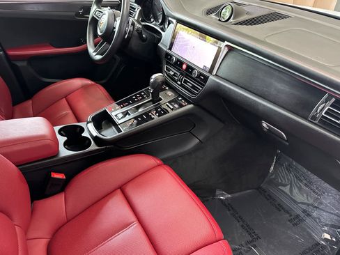 Used 2023 Porsche Macan GTS AWD/4WD image 17