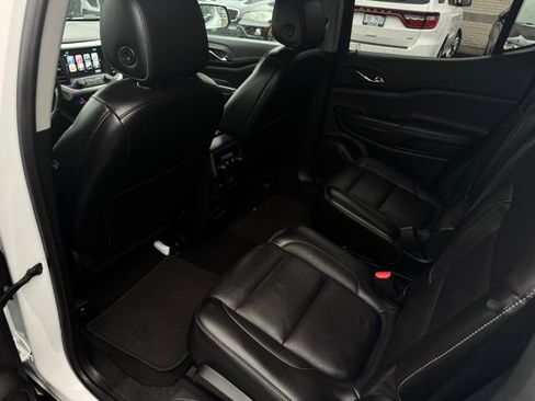 Used 2019 GMC Acadia SLT image 22